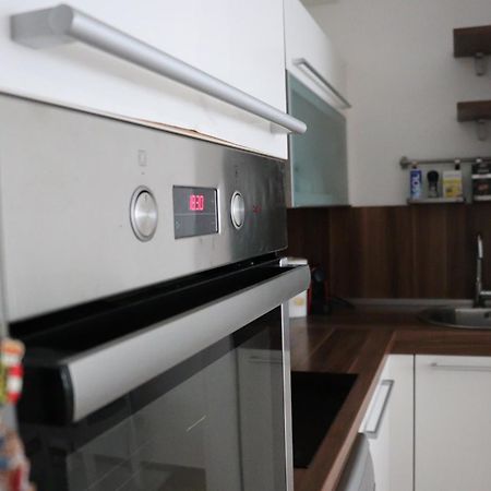 Apartman Lumi Arena Zagrzeb Zewnętrze zdjęcie