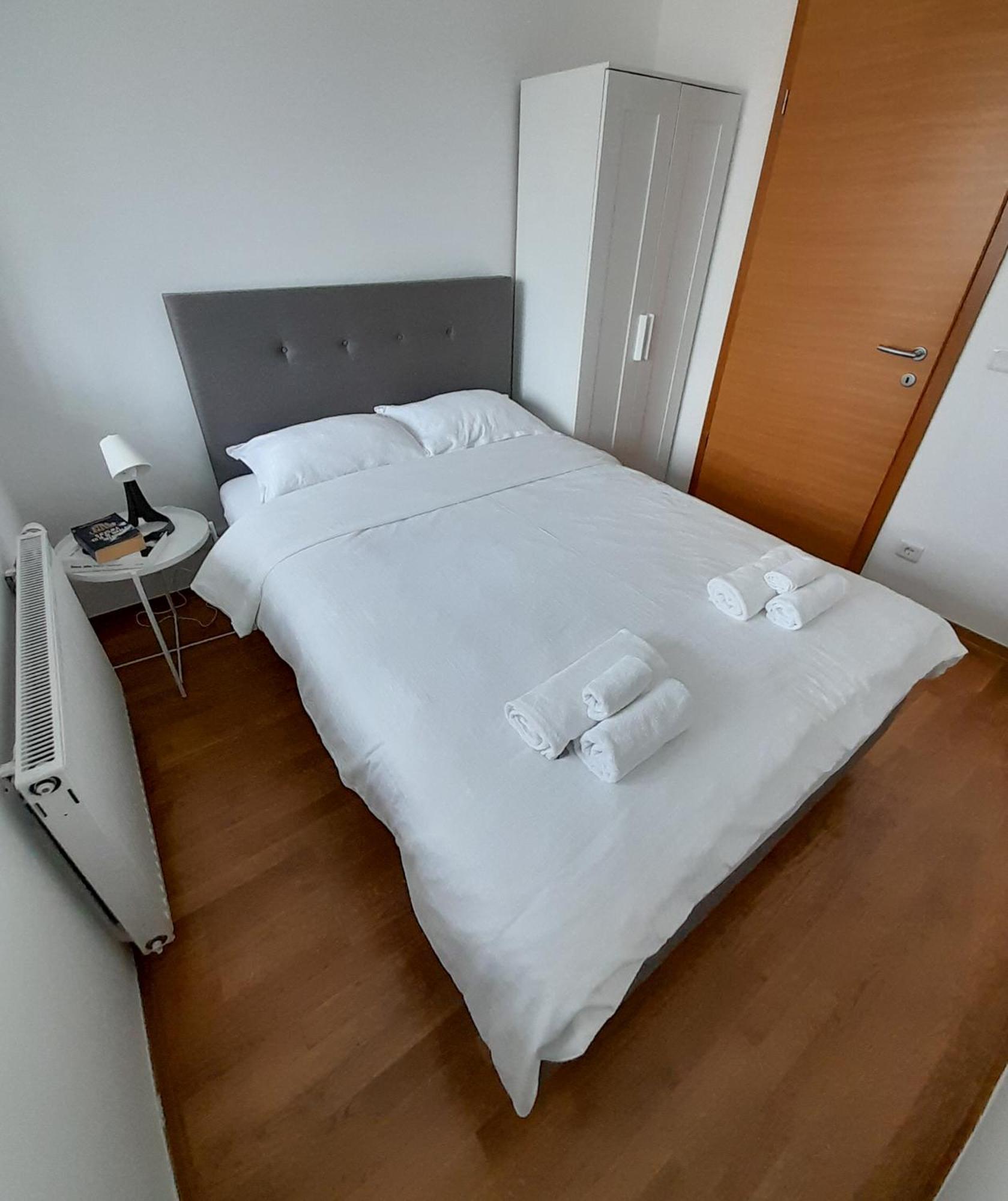 Apartman Lumi Arena Zagrzeb Zewnętrze zdjęcie