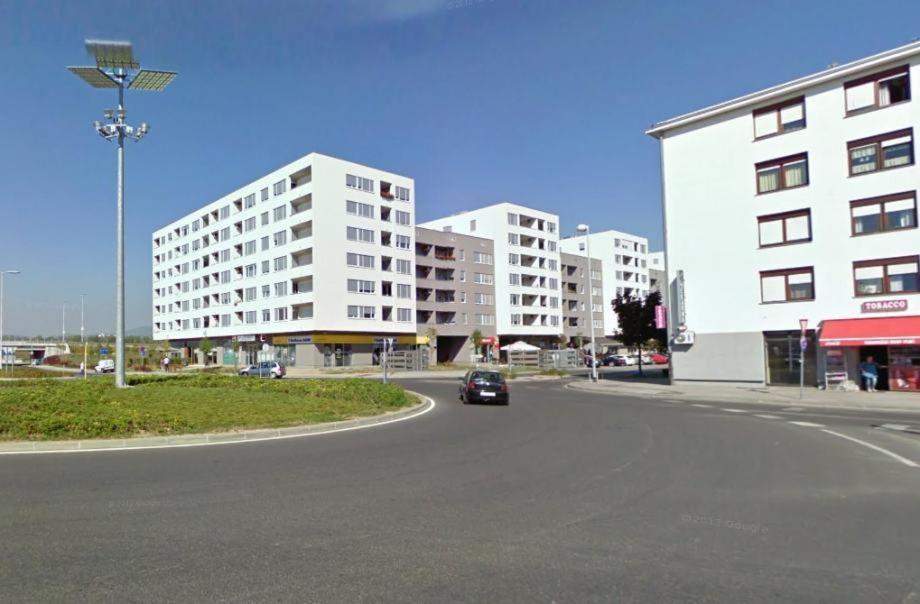 Apartman Lumi Arena Zagrzeb Zewnętrze zdjęcie